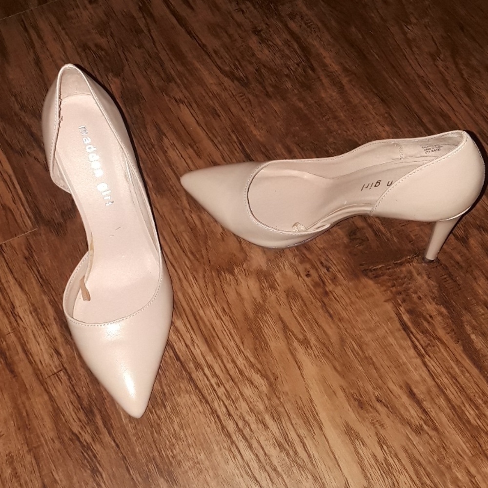 Madden Girl by Steve Madden Nude Leather Pumps